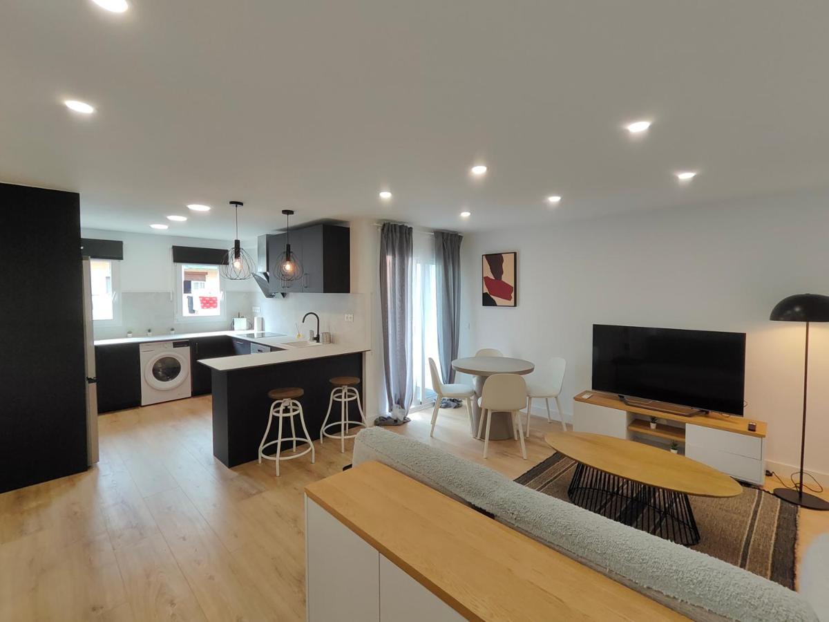 Fantastic Apartment Sant Adria Beach Sant Adria de Besos Eksteriør bilde